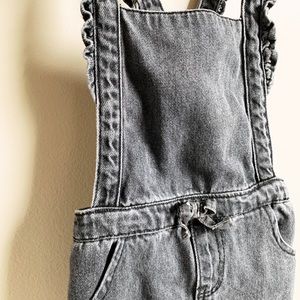 Zara 3-4T gray jean overalls